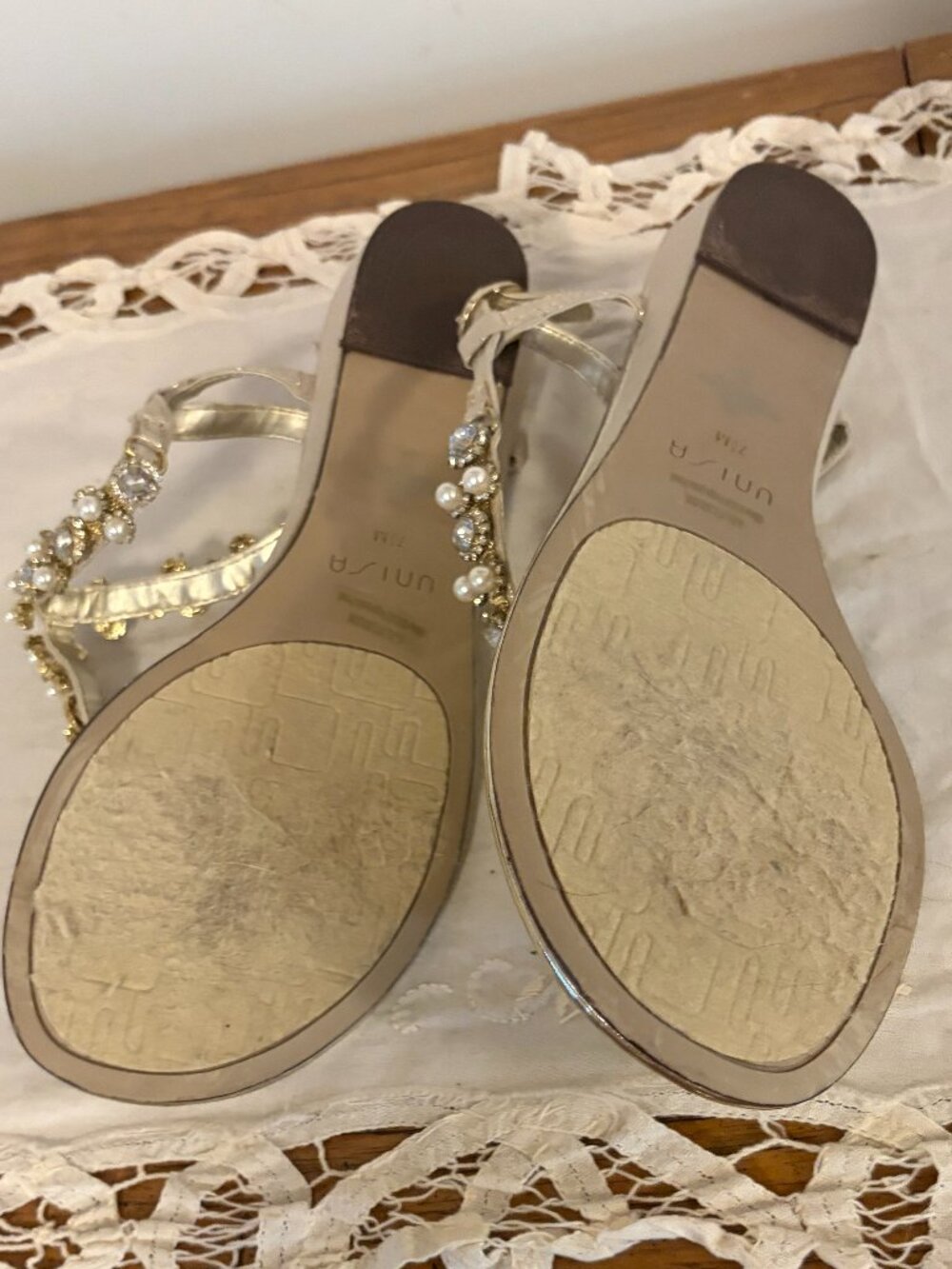 Unisa Women's Size 7.5 Sling Back Beaded Sandal. Gold with Crystal and Pearl. - Picture 4 of 4